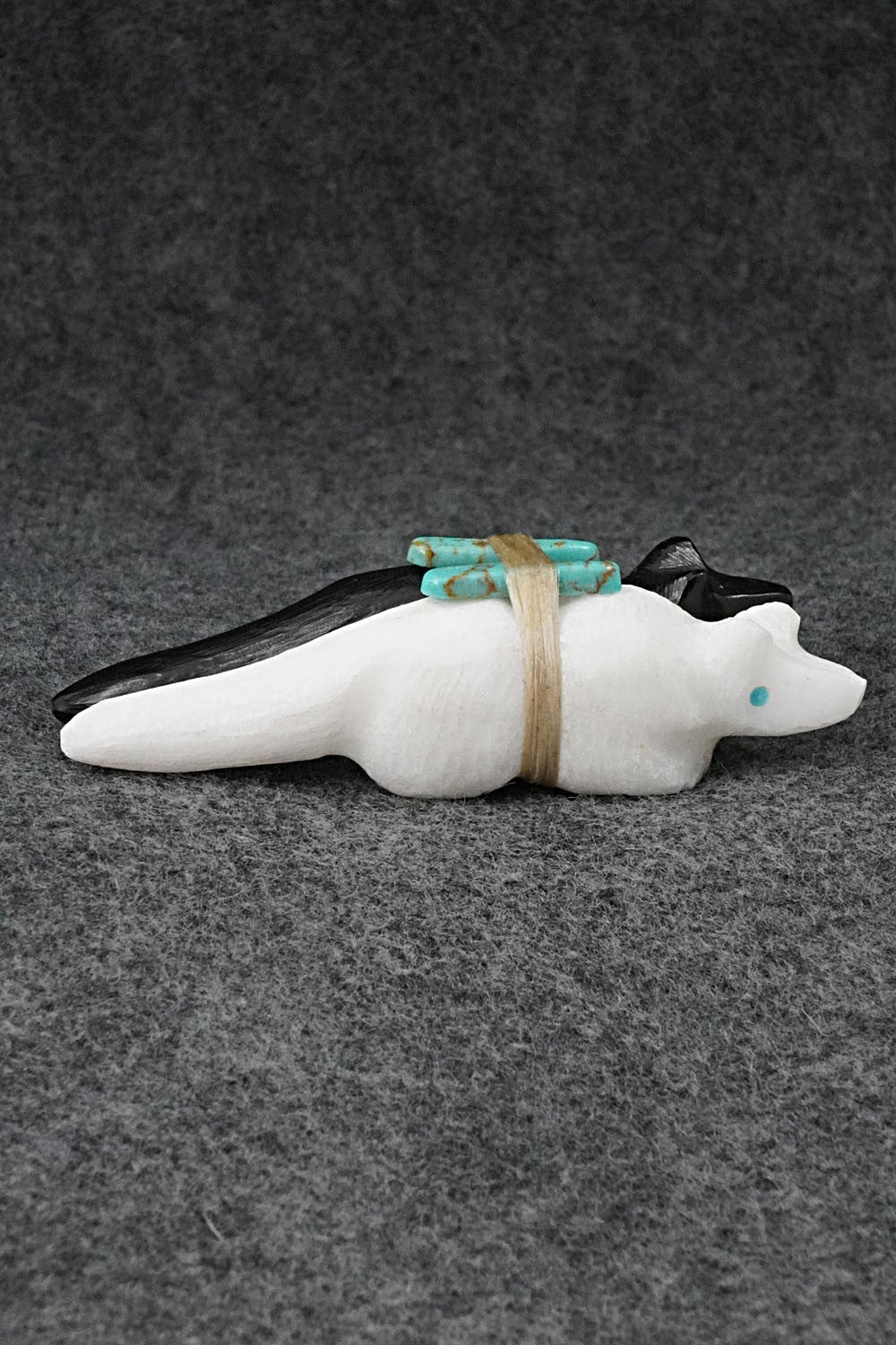 Wolf Zuni Fetish Carving - Herbert Halate