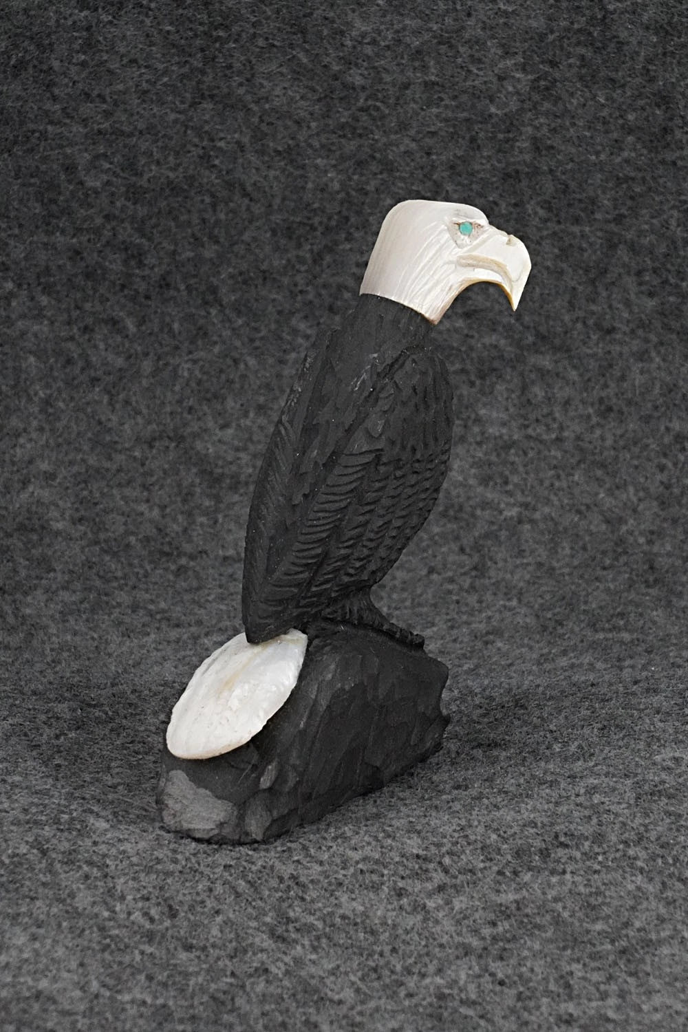 Bald Eagle Zuni Fetish Carving - Fenton Luna