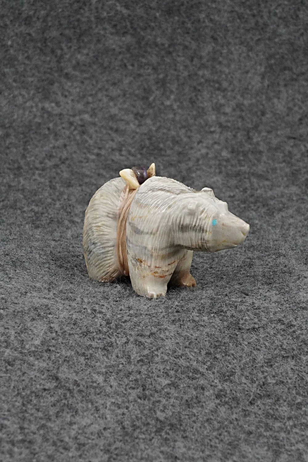 Bear Zuni Fetish Carving - Farlan & Paulette Quam