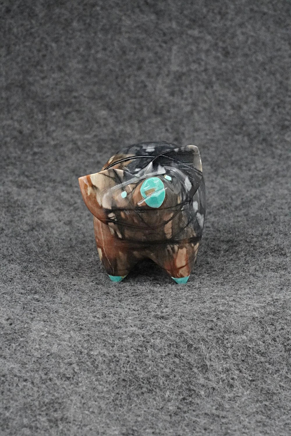 Pig Zuni Fetish Carving - Enrike Leekya