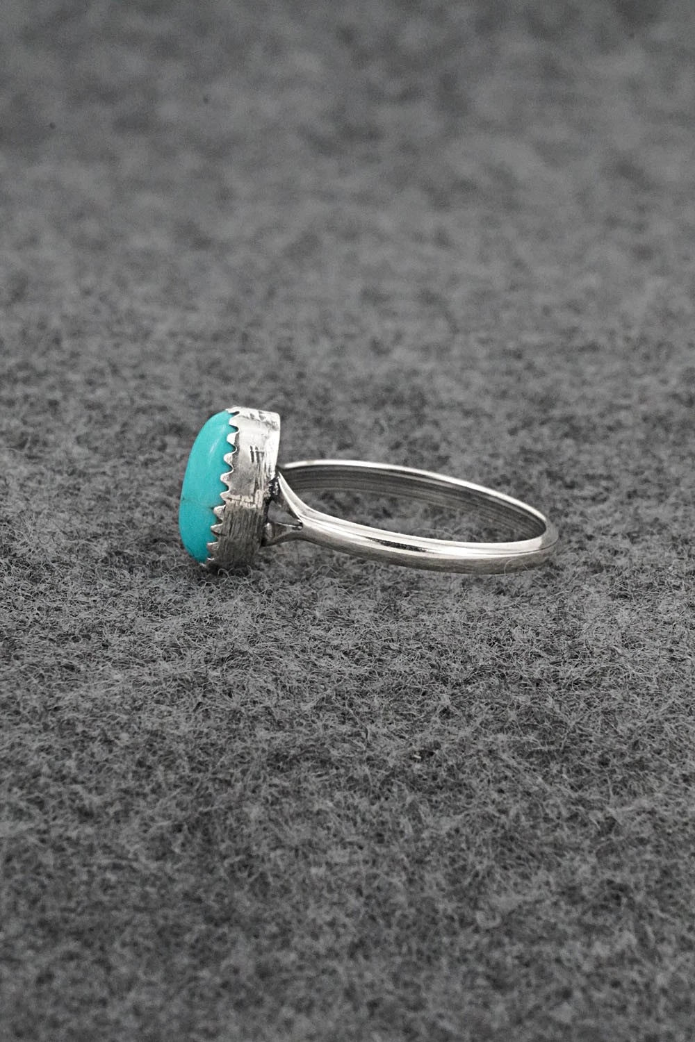 Turquoise & Sterling Silver Ring - Matthew Gordon - Size 7.5