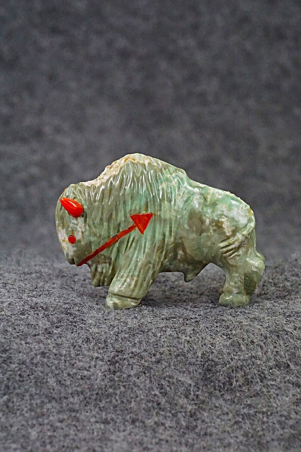 Buffalo Zuni Fetish Carving - Andres Quandelacy