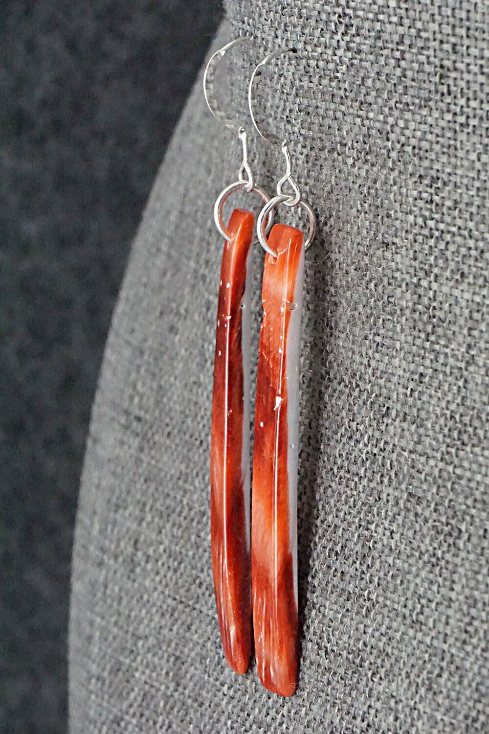 Spiny Oyster & Sterling Silver Earrings - Jesus Espino