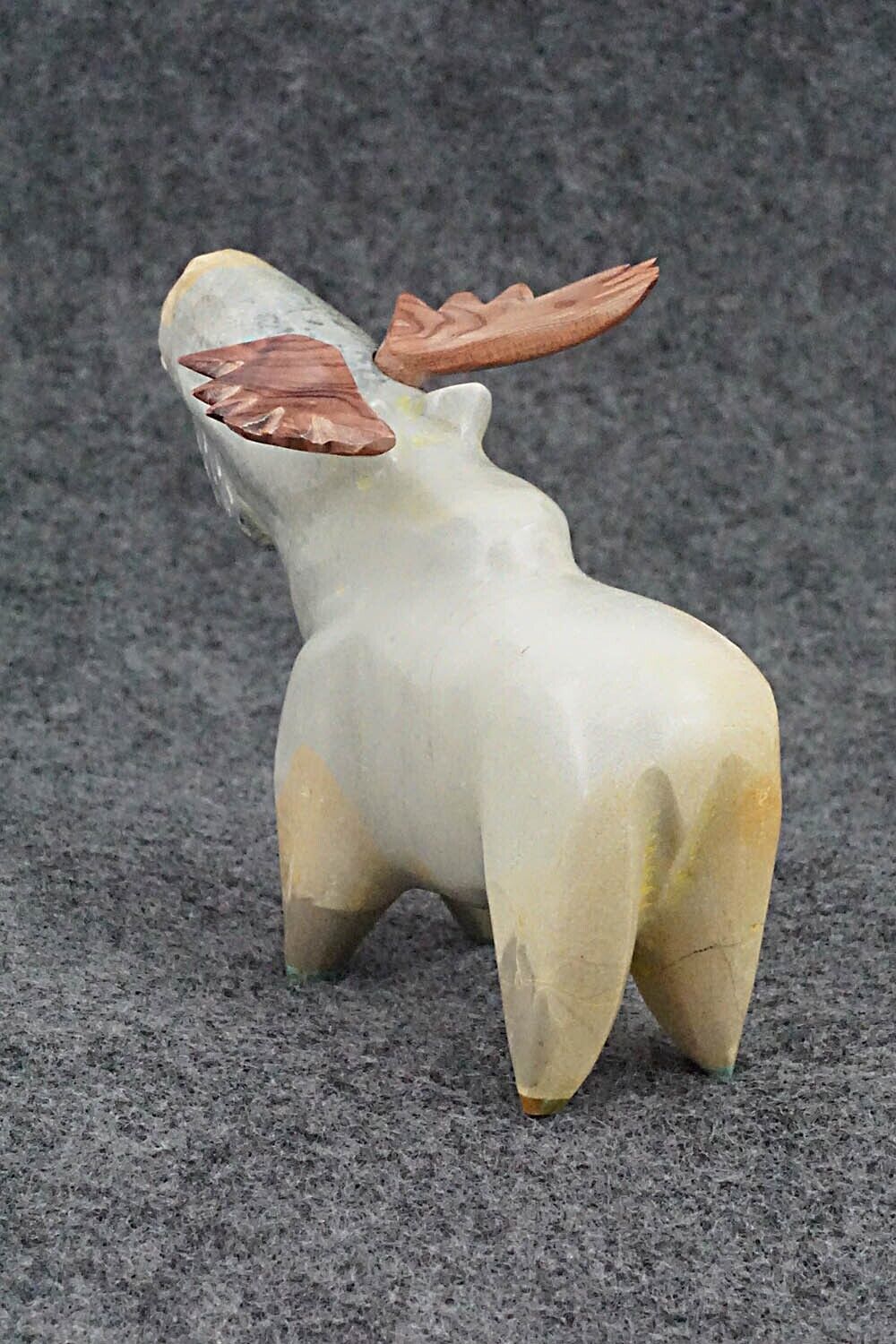 Moose Zuni Fetish Carving - Enrike Leekya