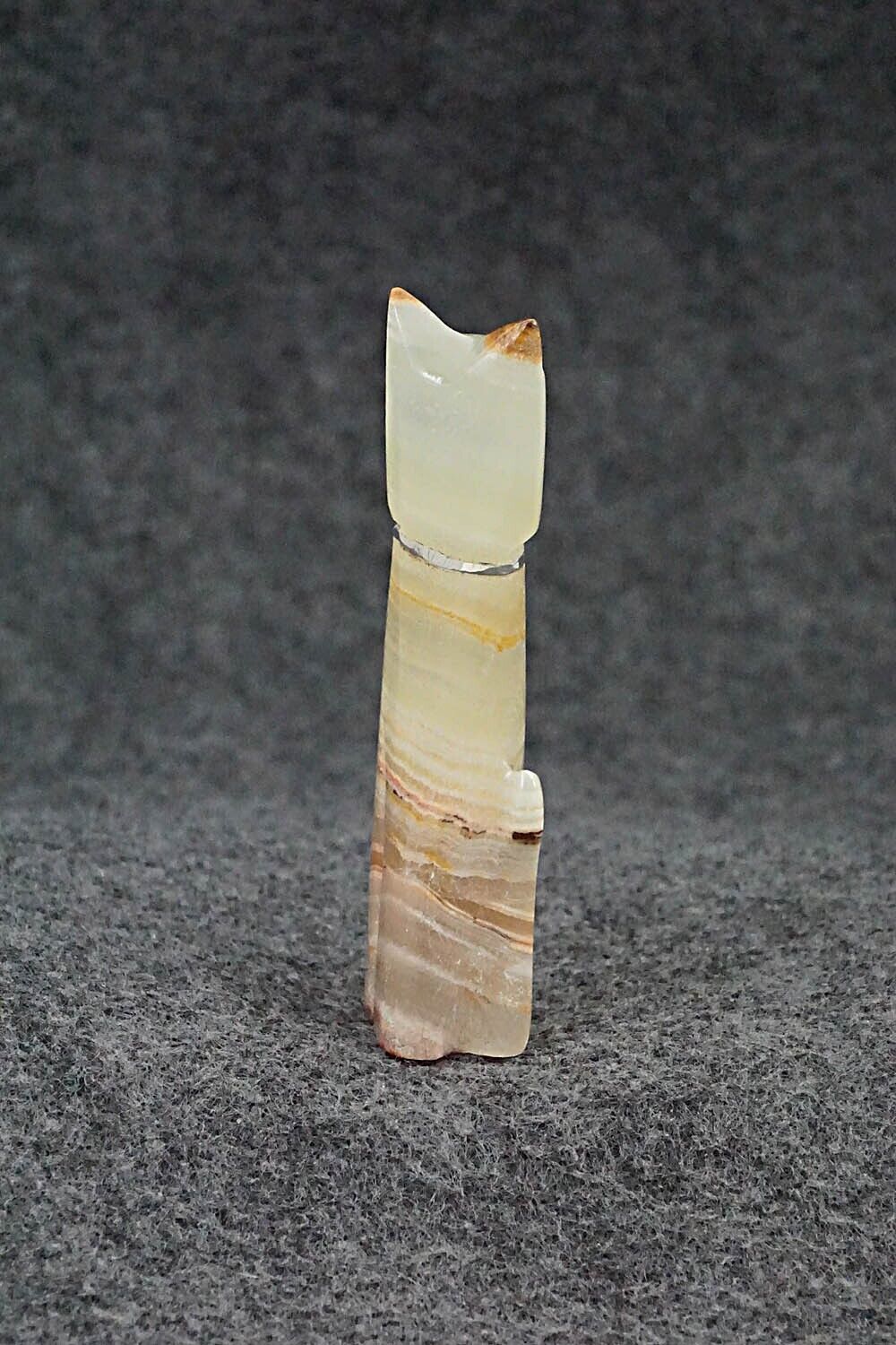 Cat Zuni Fetish Carving - Kenny Chavez
