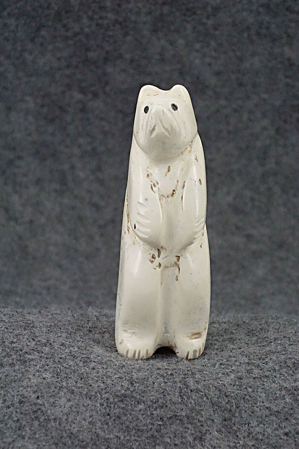 Bear Zuni Fetish Carving - Justin Red Elk