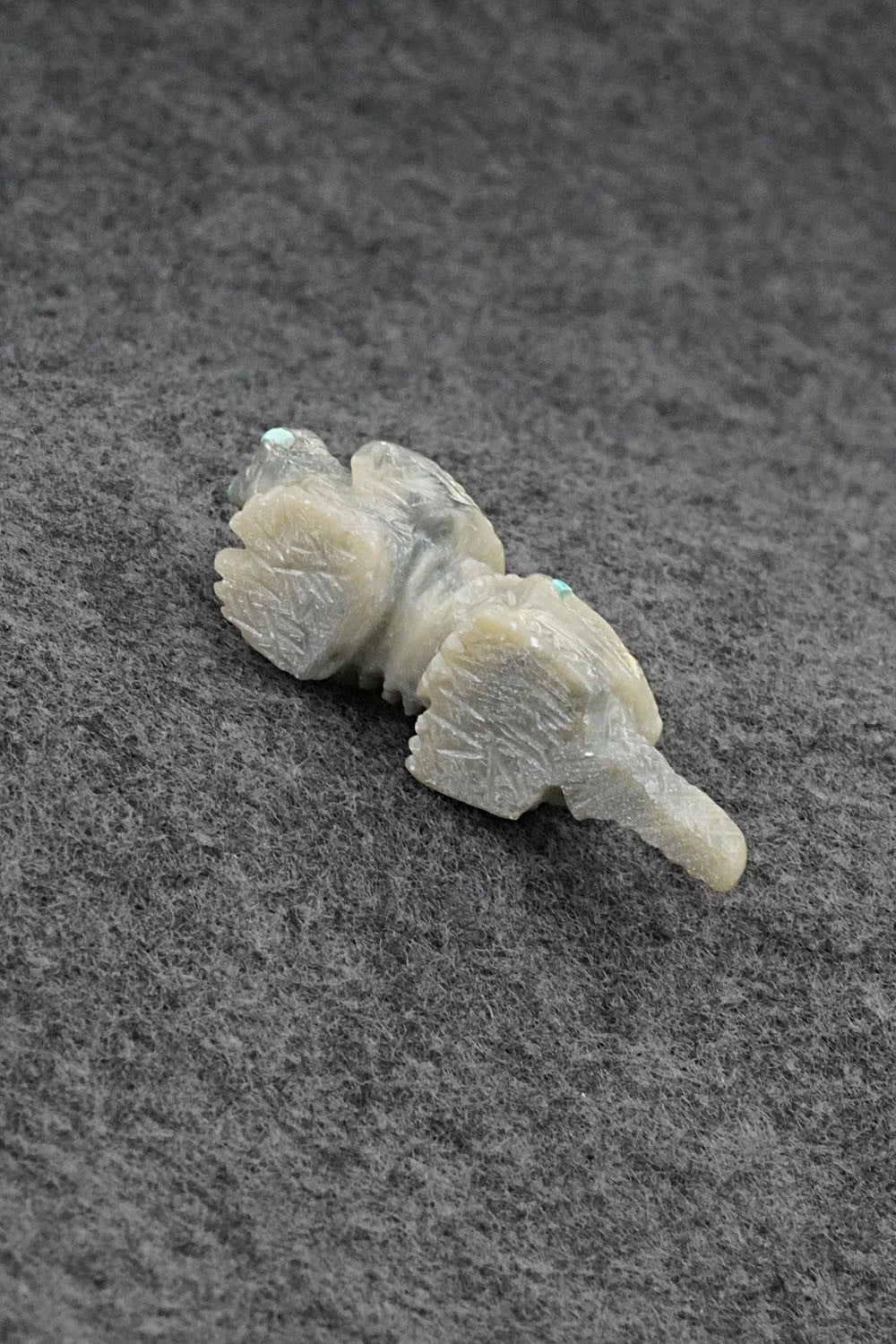 Armadillo Zuni Fetish Carving - Herbert Hustito