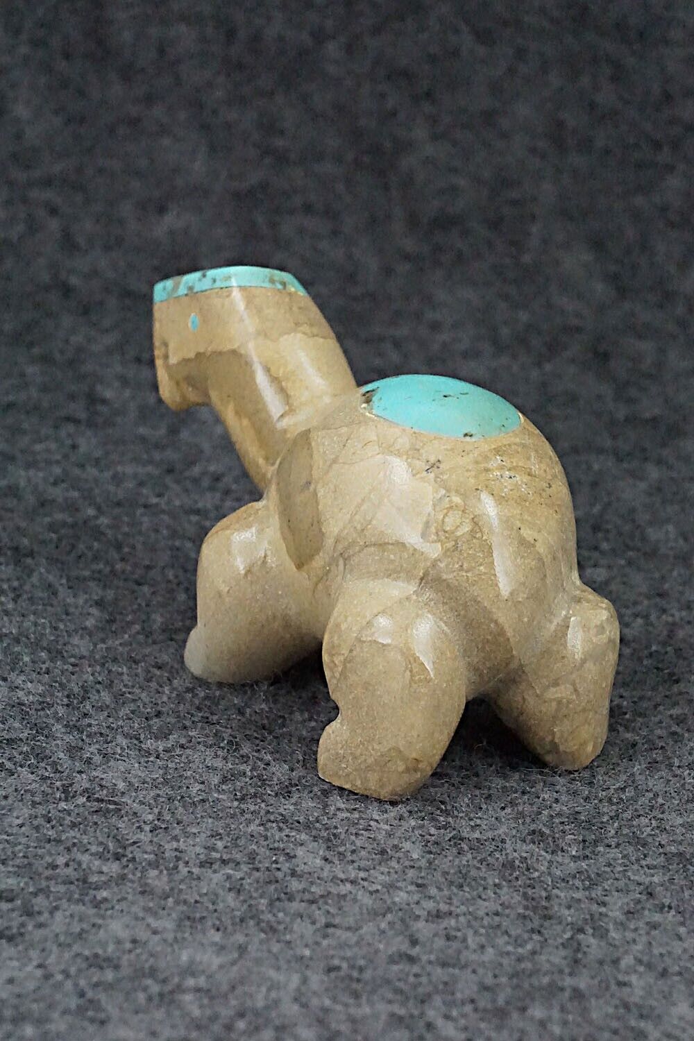 Turtle Zuni Fetish Carving - Enrike Leekya