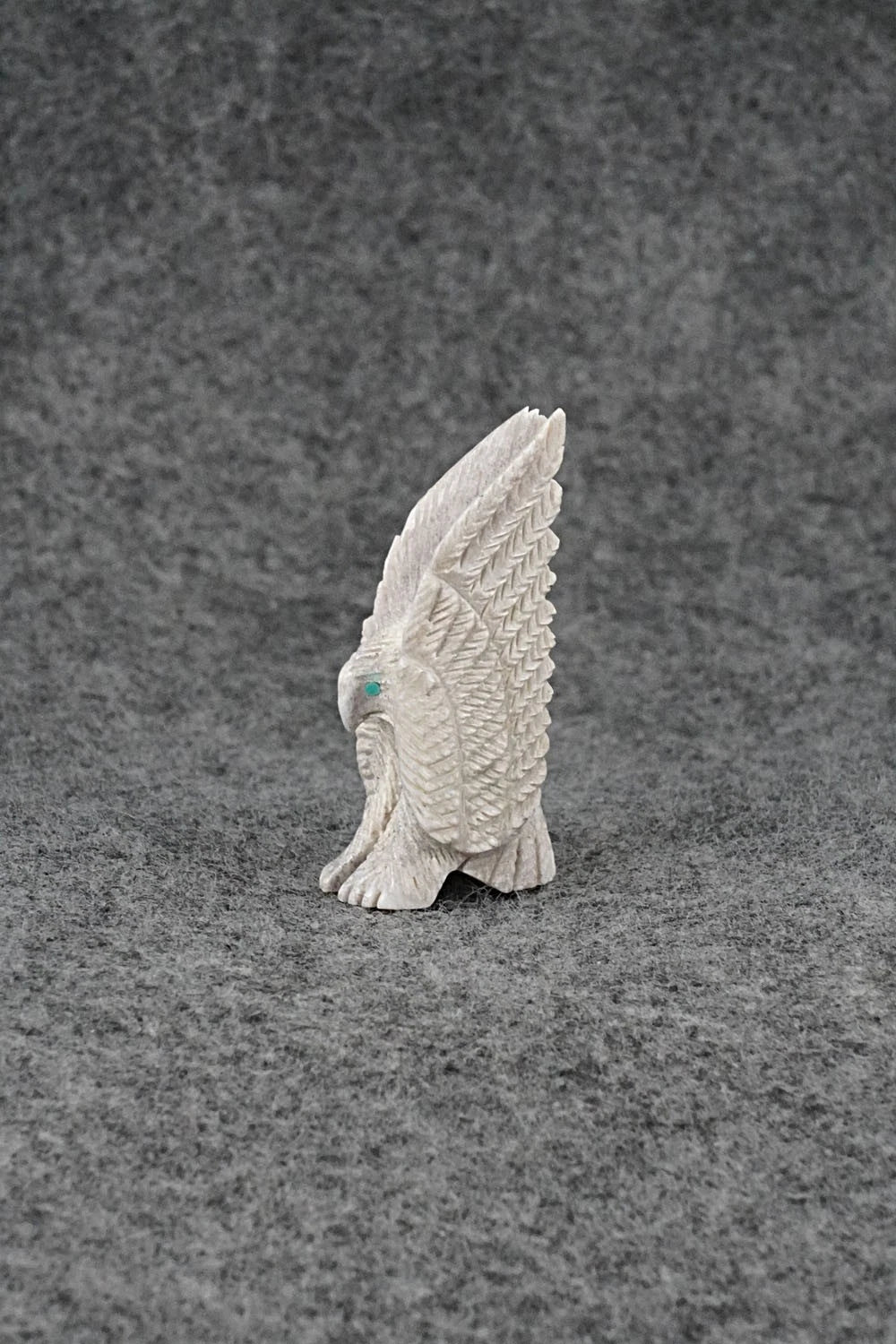 Eagle Zuni Fetish Carving - Justin Hustito