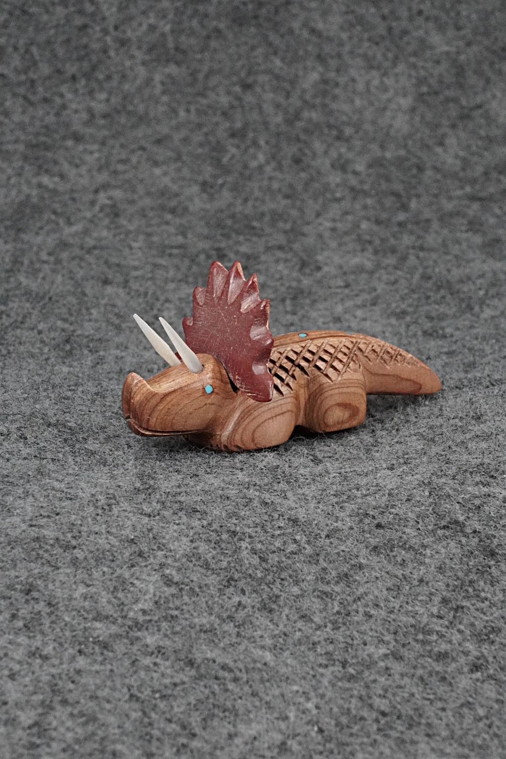 Dinosaur Zuni Fetish Carving - Brandon Phillips