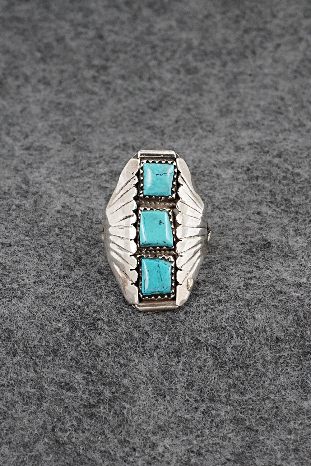 Turquoise & Sterling Silver Vintage Ring - Size 11