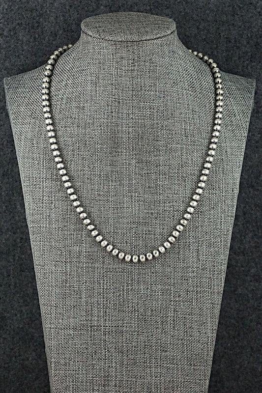 Sterling Silver Navajo Pearl Necklace 18" - Bryannen Halwood