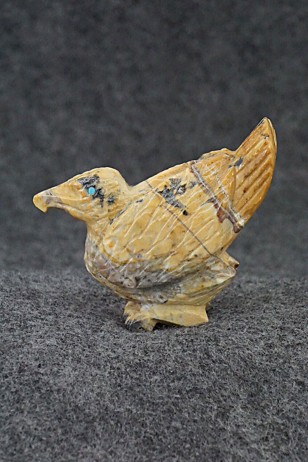 Eagle Zuni Fetish Carving - Tony Mackel
