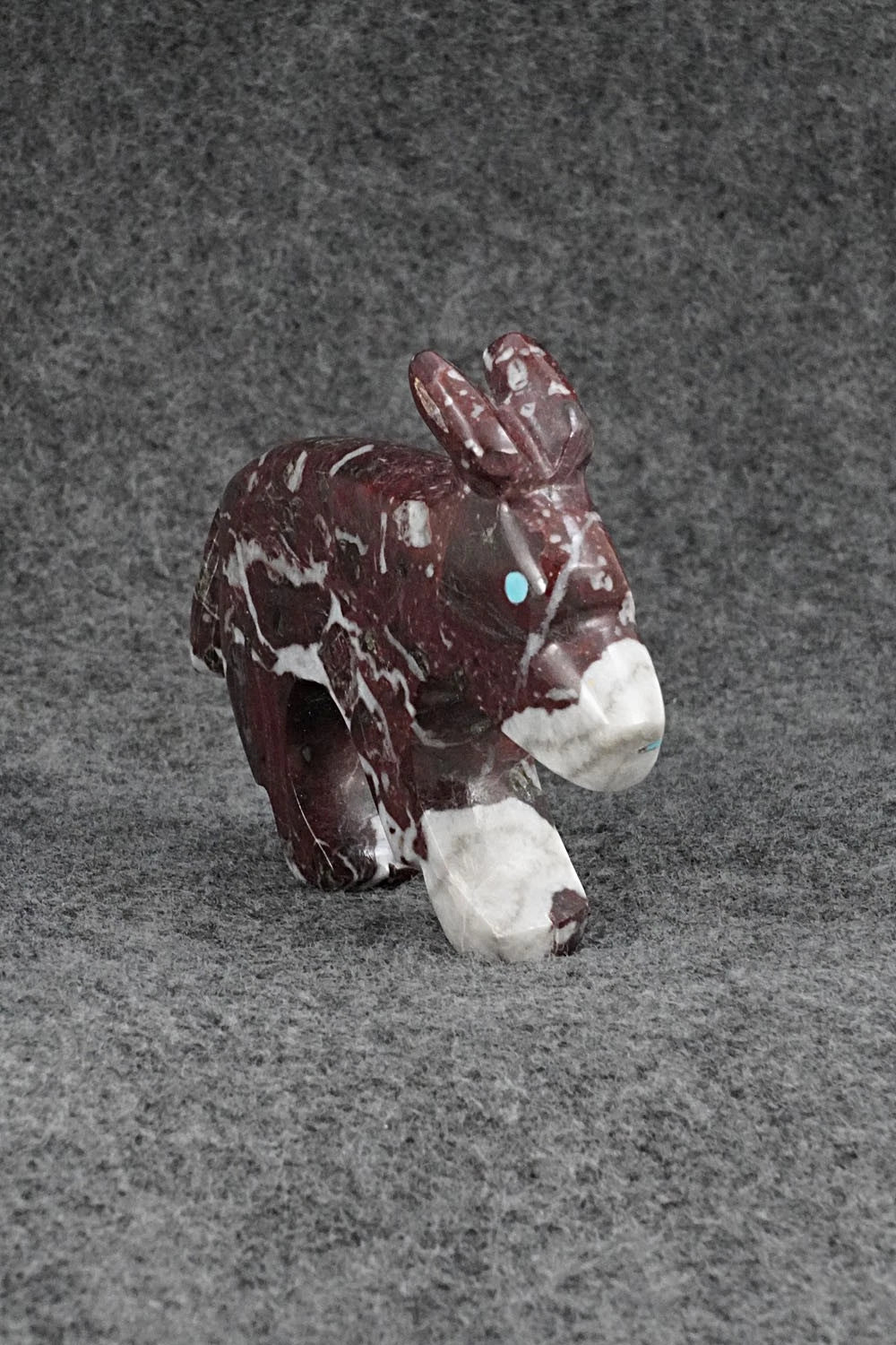 Deer Zuni Fetish Carving - Kenric Laiwakete