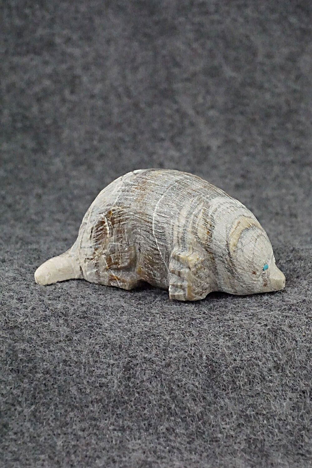 Mole Zuni Fetish Carving - Derrick Kaamasee