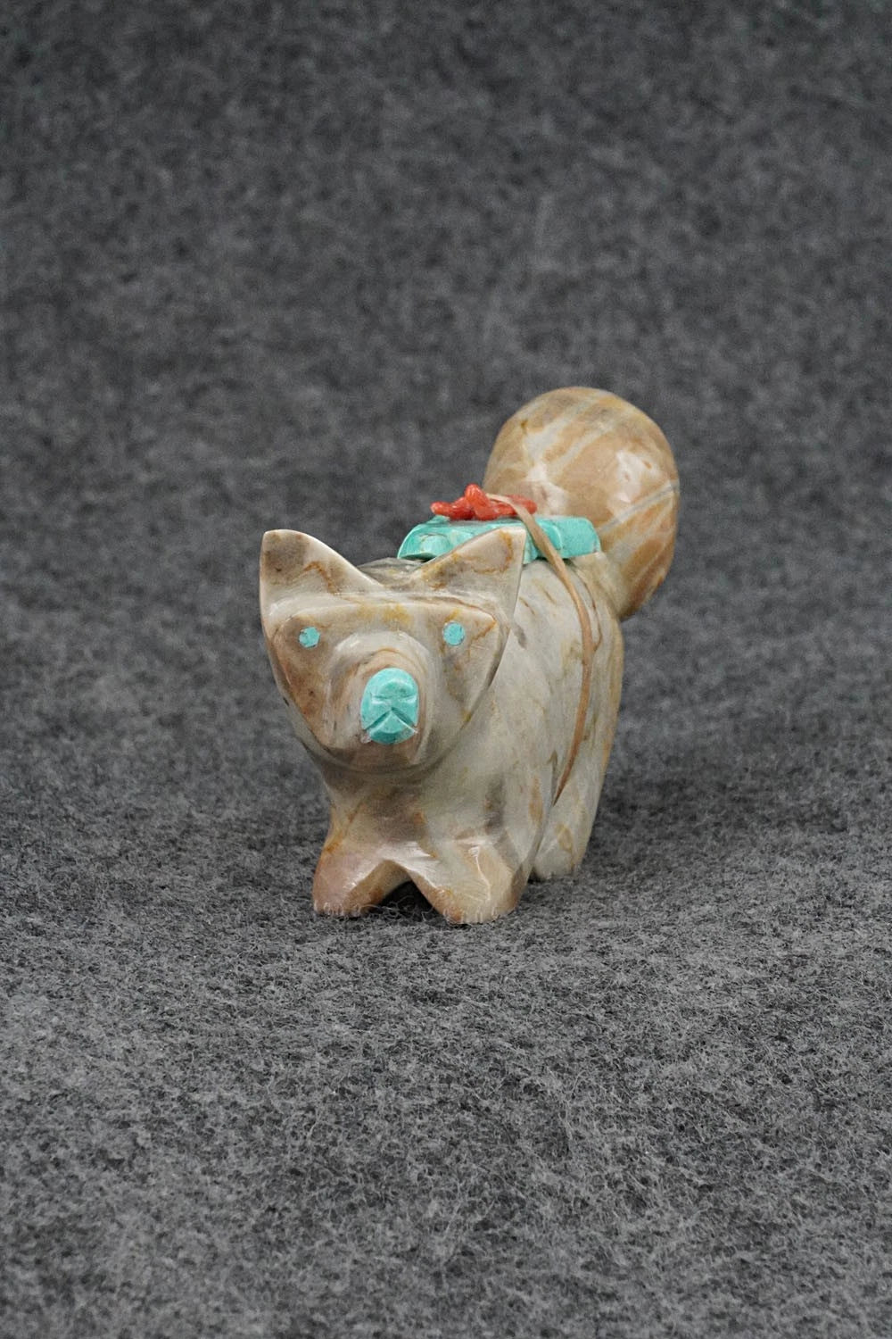 Fox Zuni Fetish Carving - Enrike Leekya