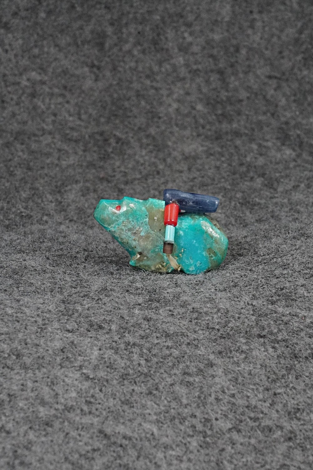 Bear Zuni Fetish Carving - James Panteah