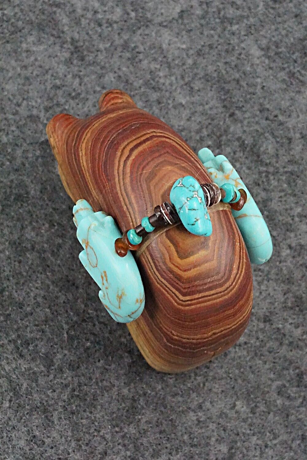 Bear Zuni Fetish Carving - Douglas Martza
