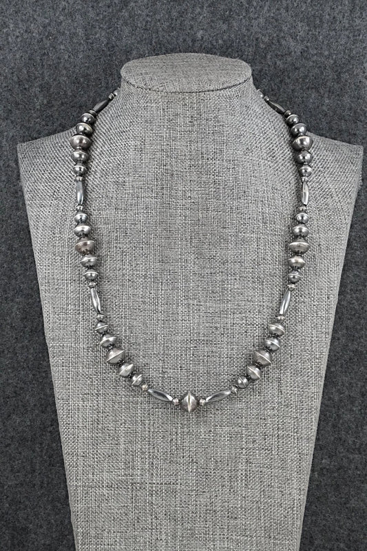 Sterling Silver Navajo Pearl Necklace 18" - Vintage