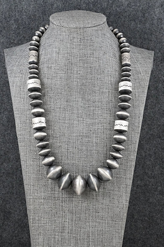 Sterling Silver Navajo Pearl Necklace 20" - Rose Martin
