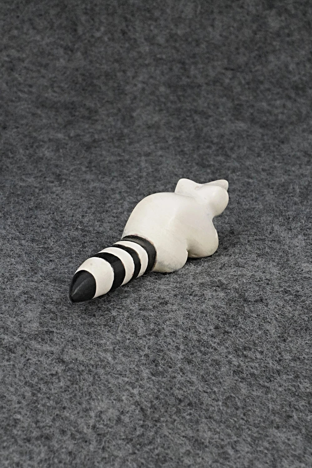 Raccoon Zuni Fetish Carving - Justin Red Elk