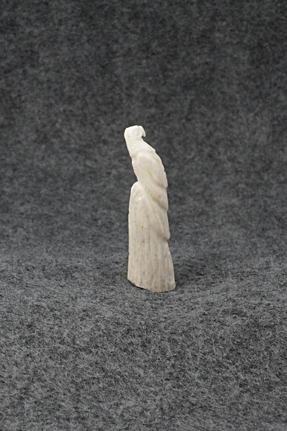 Eagle Zuni Fetish Carving - Maxx Laate