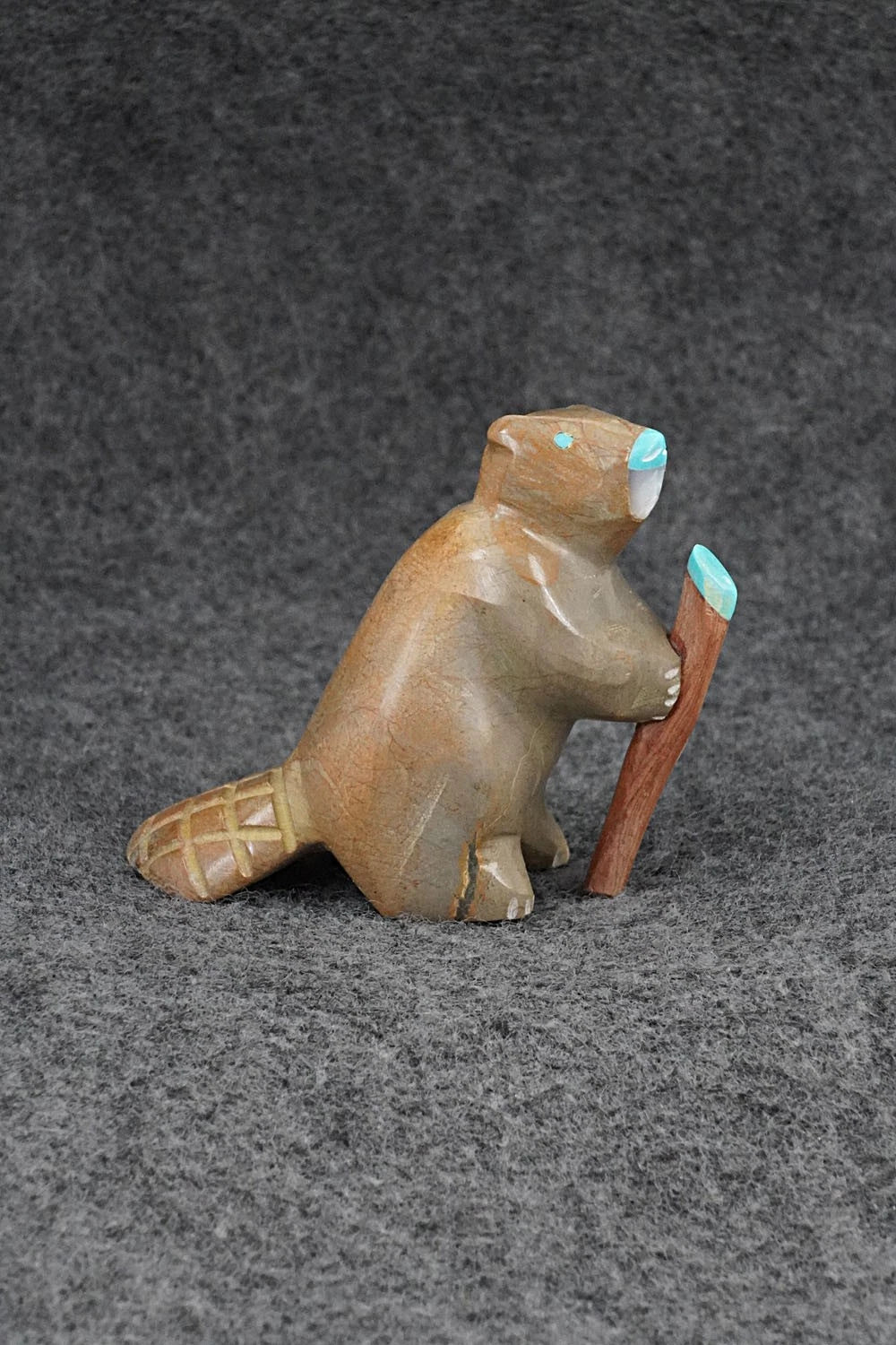 Beaver Zuni Fetish Carving - Enrike Leekya