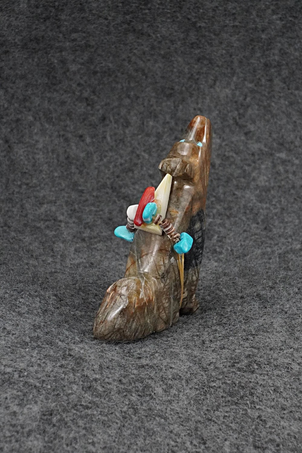 Wolf Zuni Fetish Carving - Rodney Laiwakete