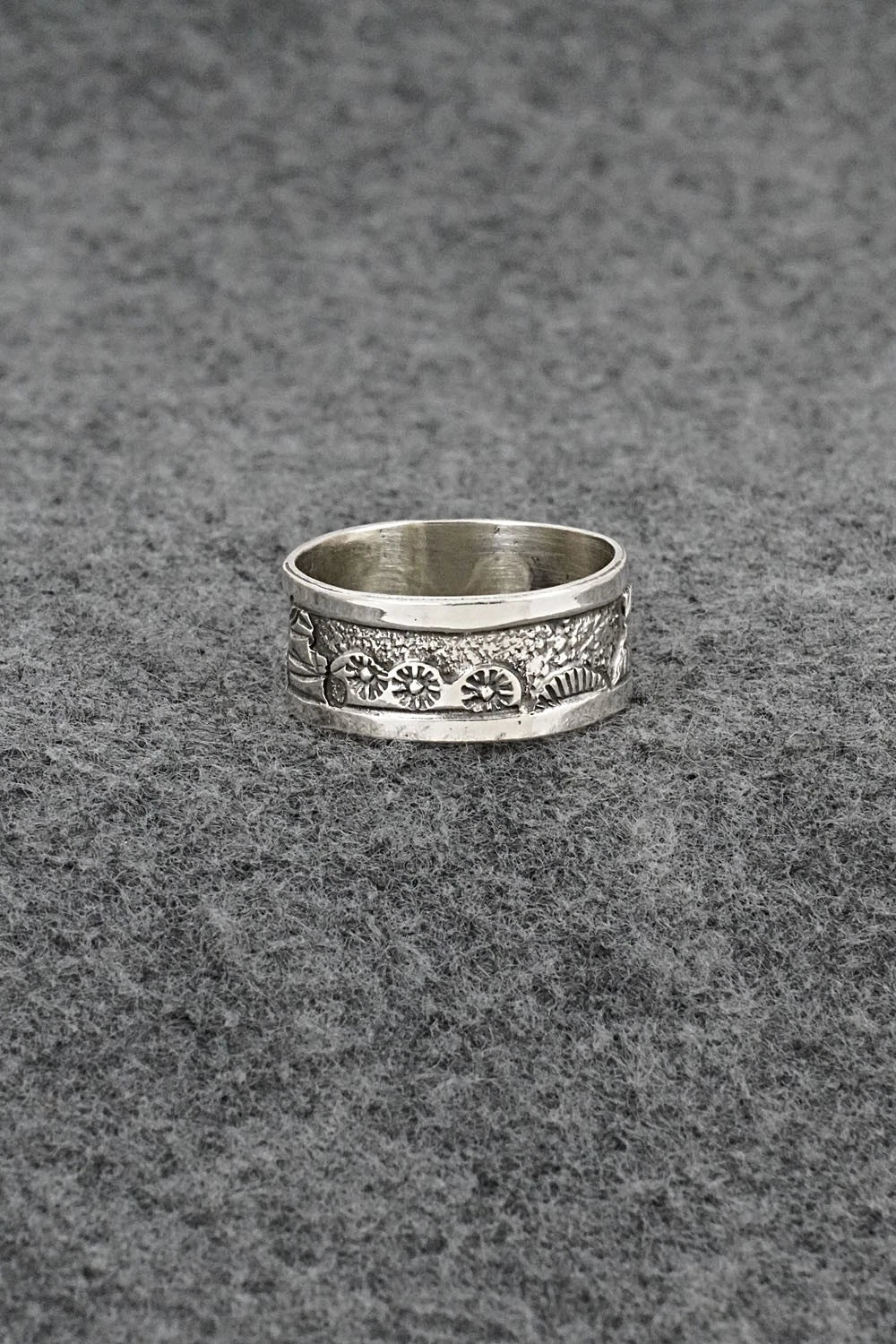 Sterling Silver Ring - Elaine Becenti - Size 11