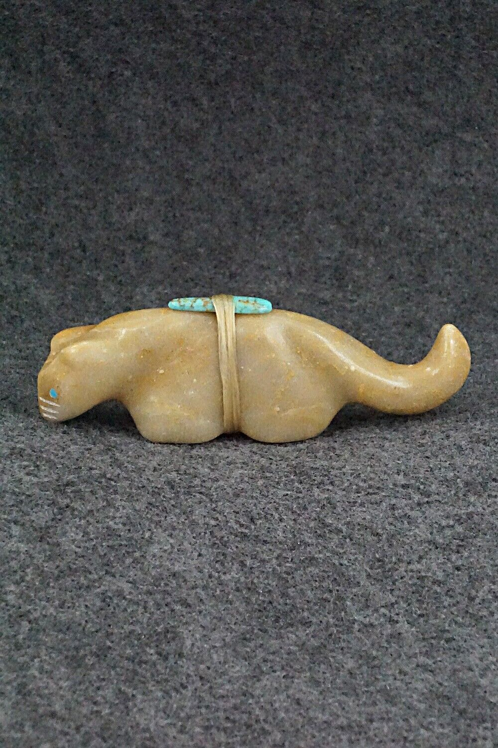 Mountain Lion Zuni Fetish Carving - Herbert Halate