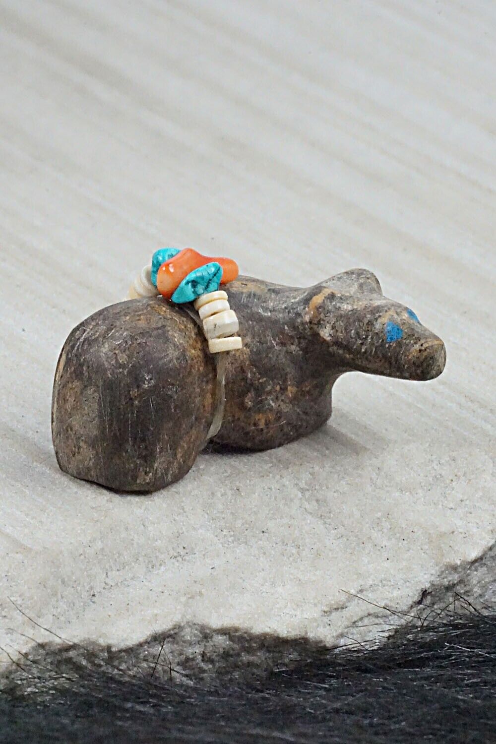 Bear Zuni Fetish Carving - Donovan Laiwakete