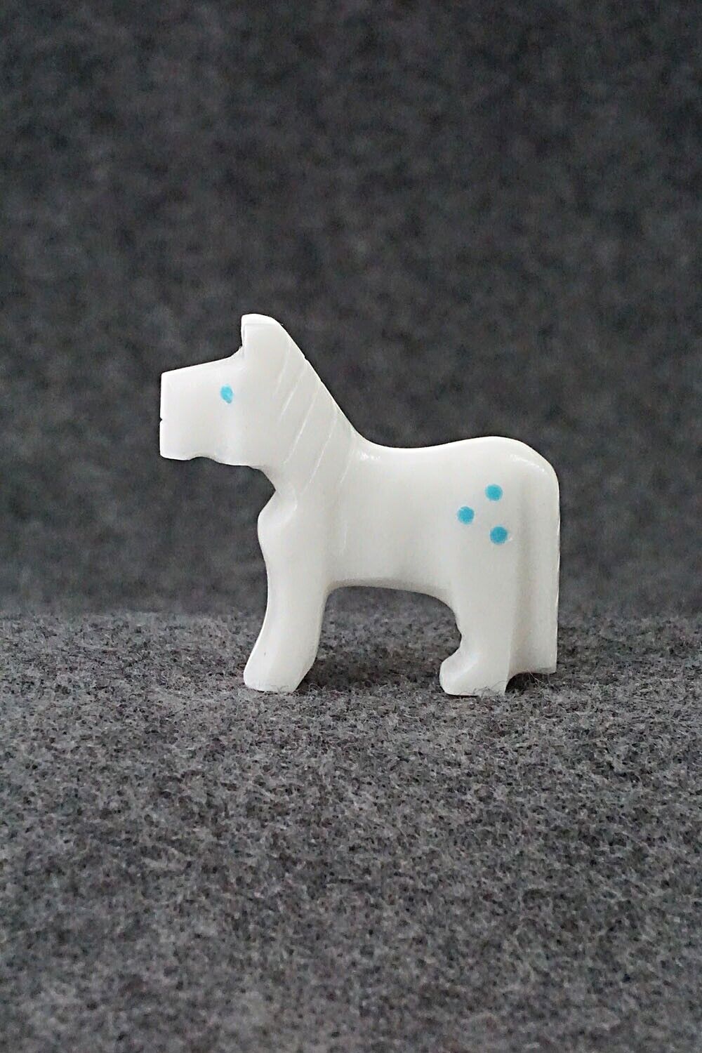 Horse Zuni Fetish Carving - Todd Etsate