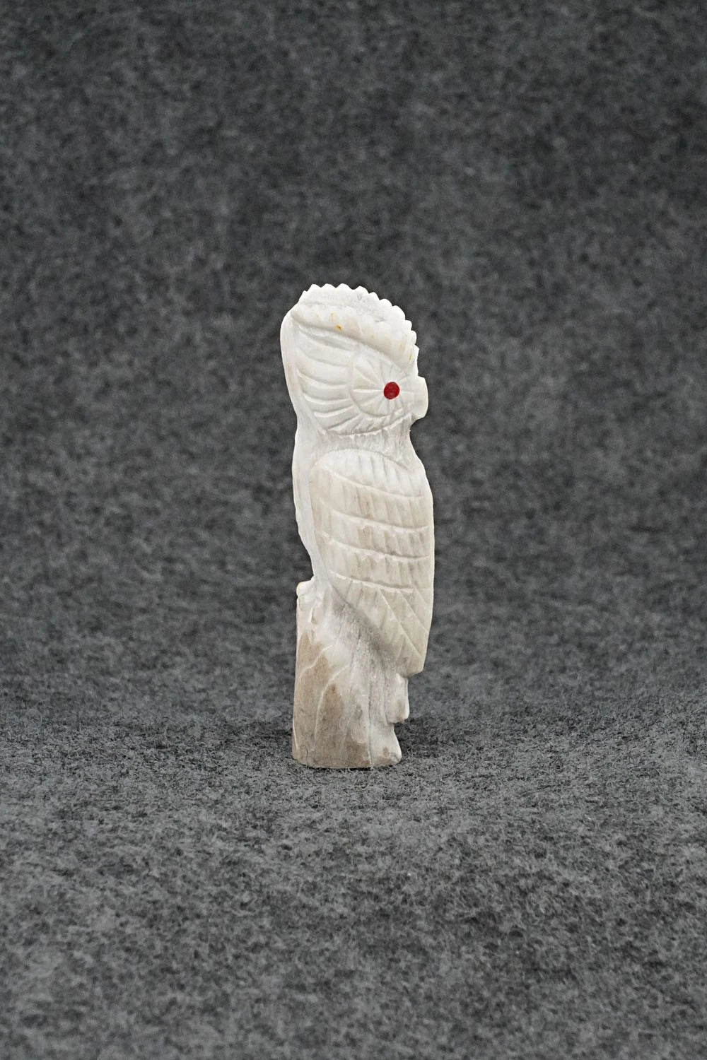 Owl Zuni Fetish Carving - Chris Peina