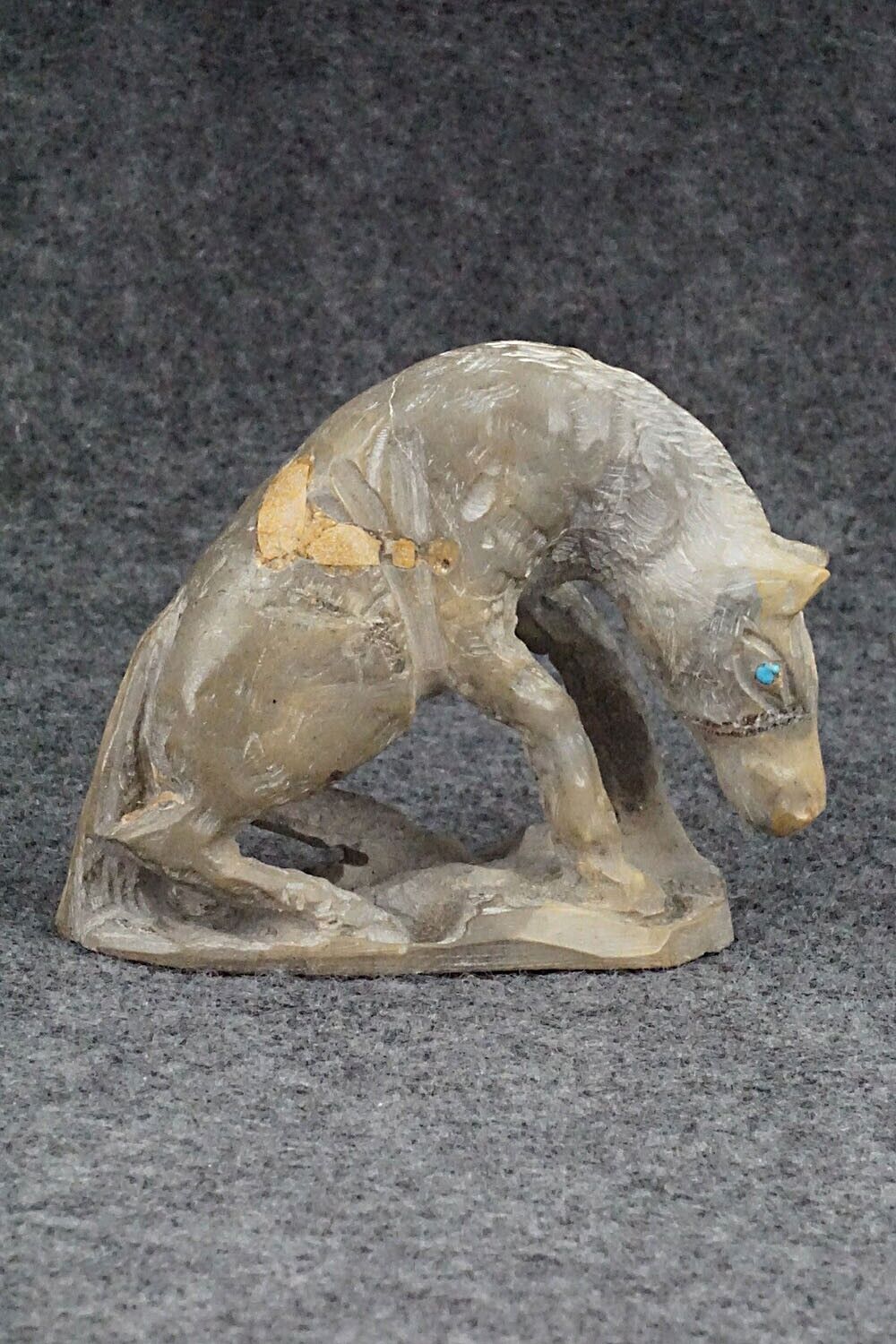 Horse Zuni Fetish Carving - Jerrold Lahaleon