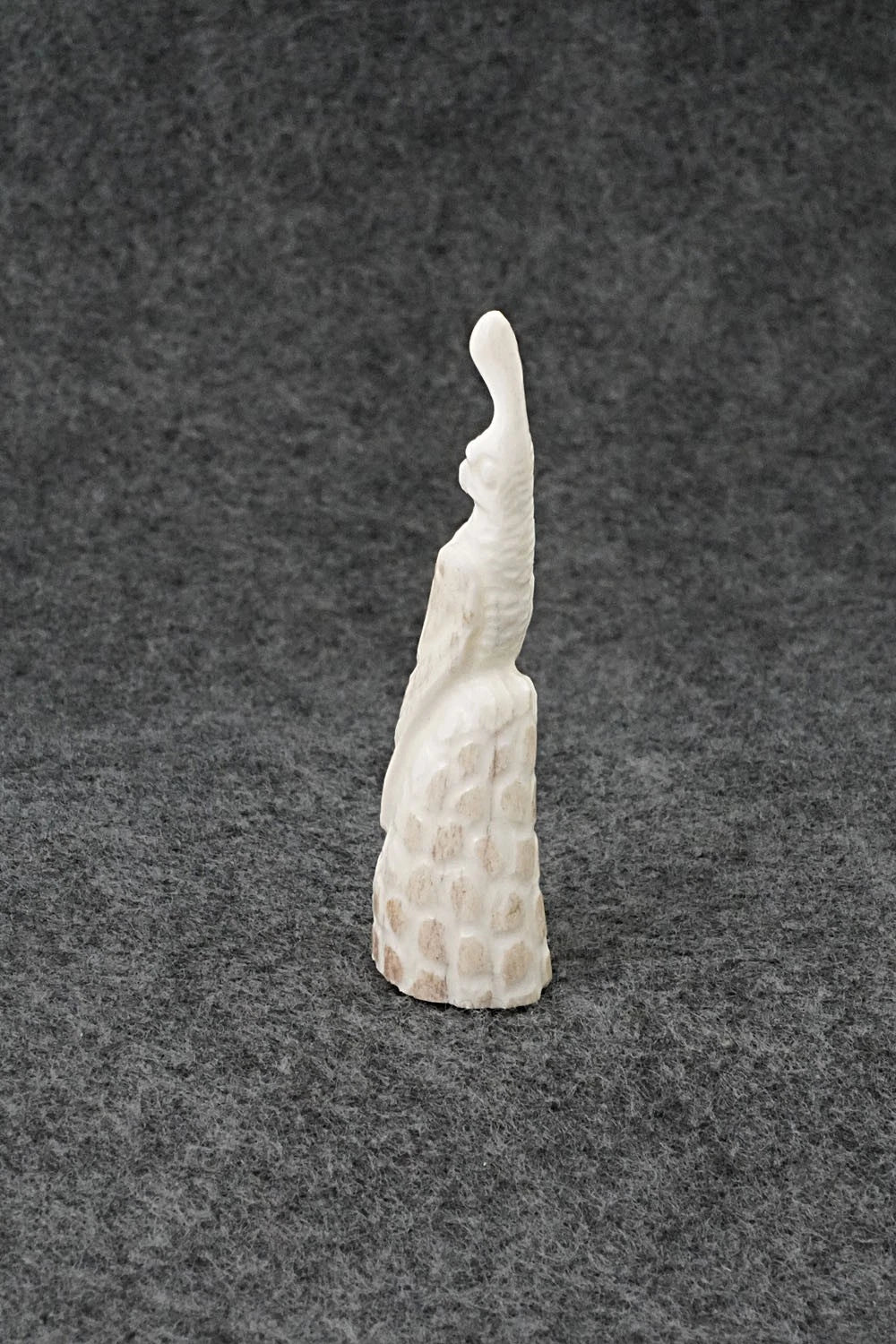 Quail Zuni Fetish Carving - Maxx Laate