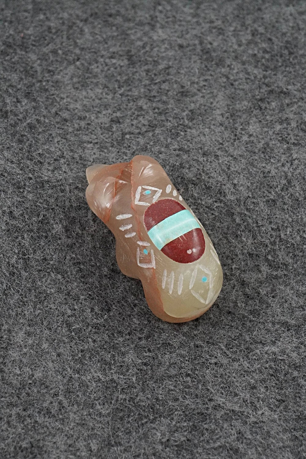 Bear Zuni Fetish Carving - Brandon Phillip