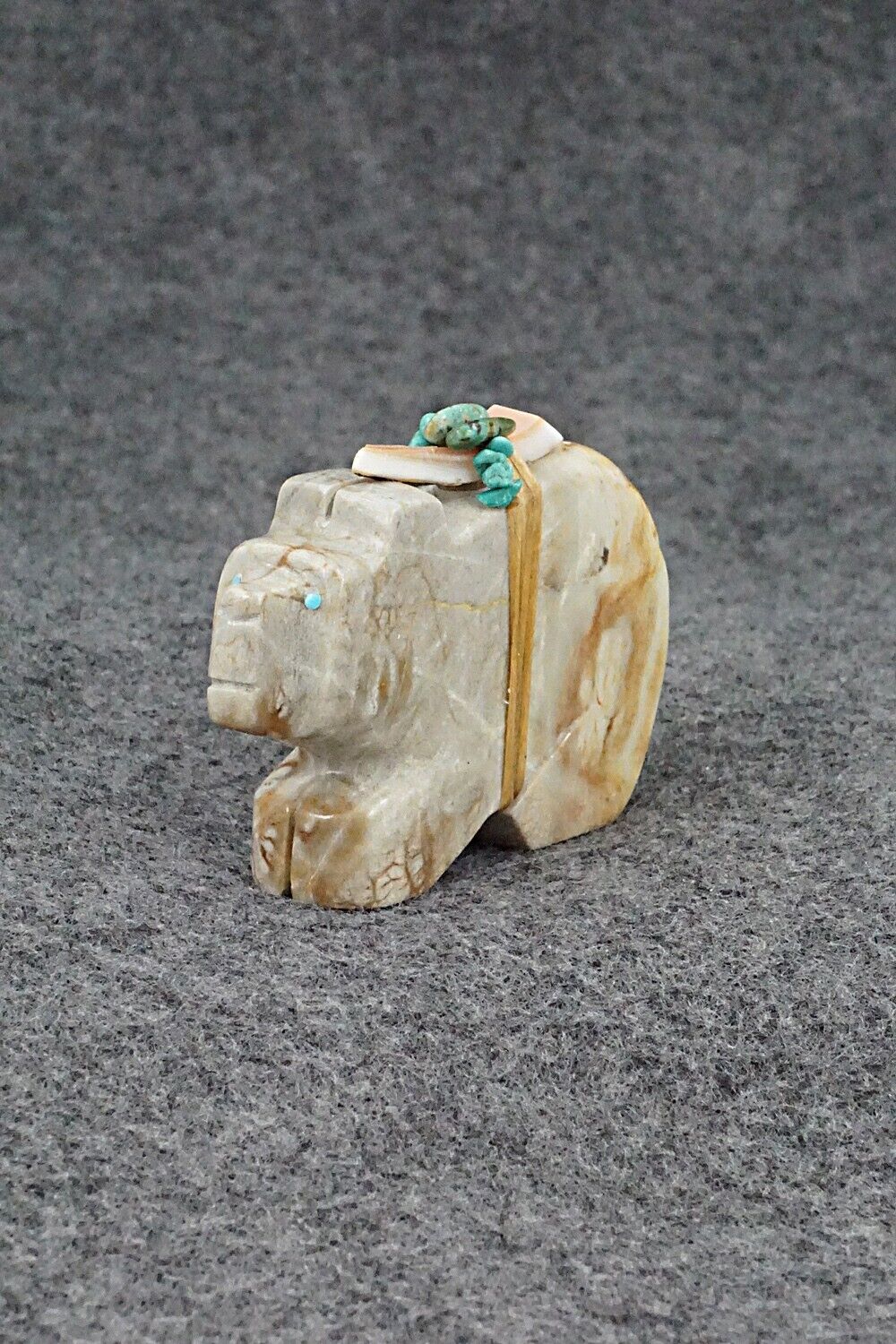 Bear Zuni Fetish Carving - Danny Lonjose