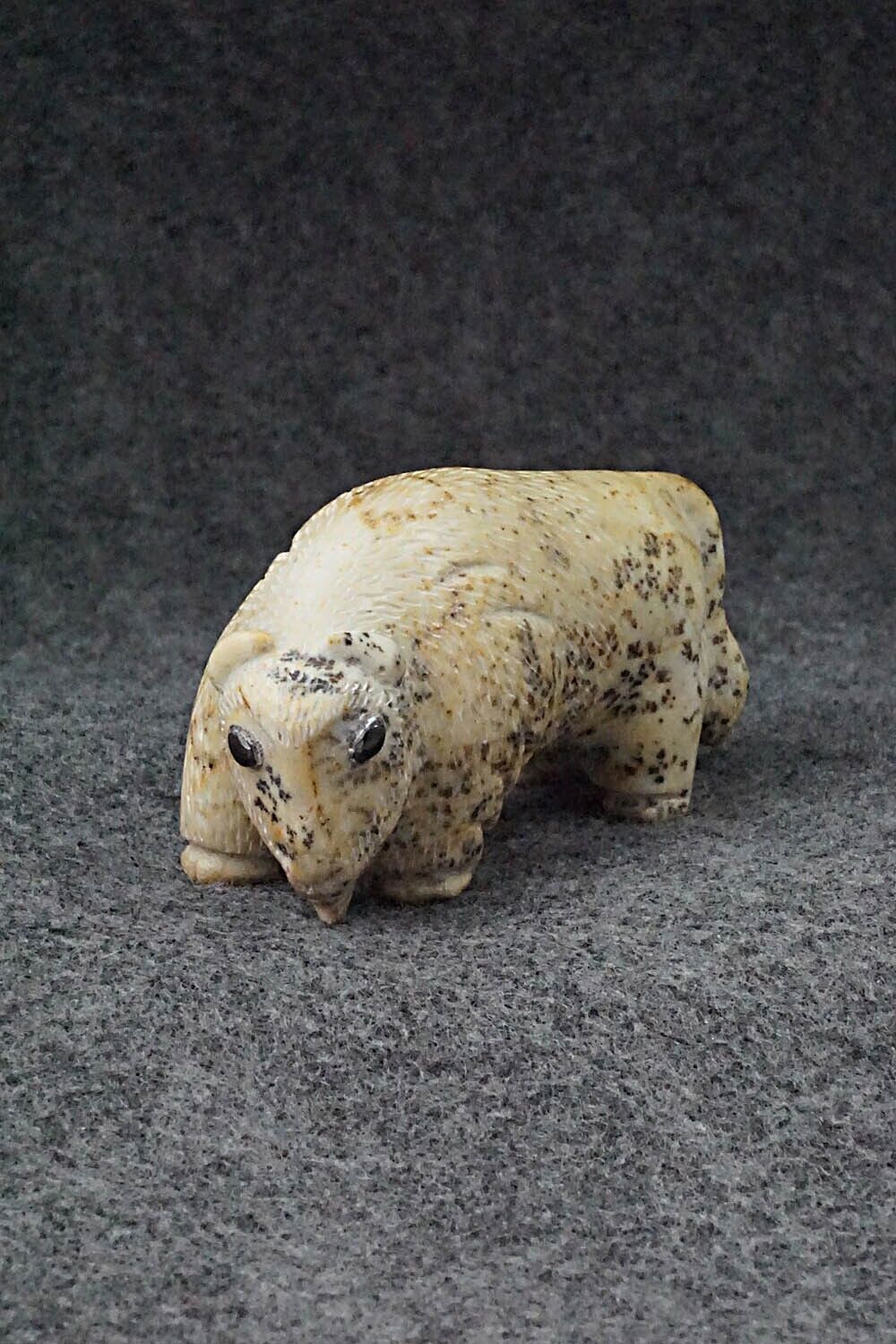 Buffalo Zuni Fetish Carving - Terrance Panteah