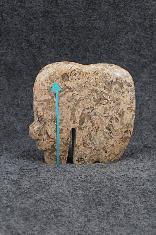 Bear Zuni Fetish Carving - Bernard Laiwakete