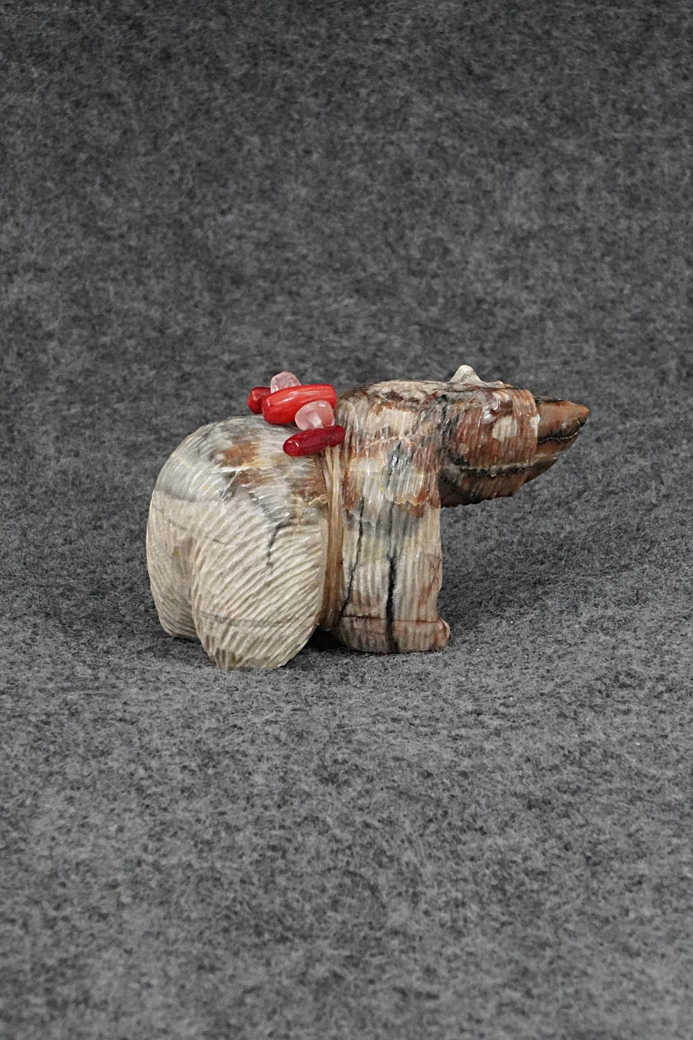 Bear Zuni Fetish Carving - Farlan & Paulette Quam