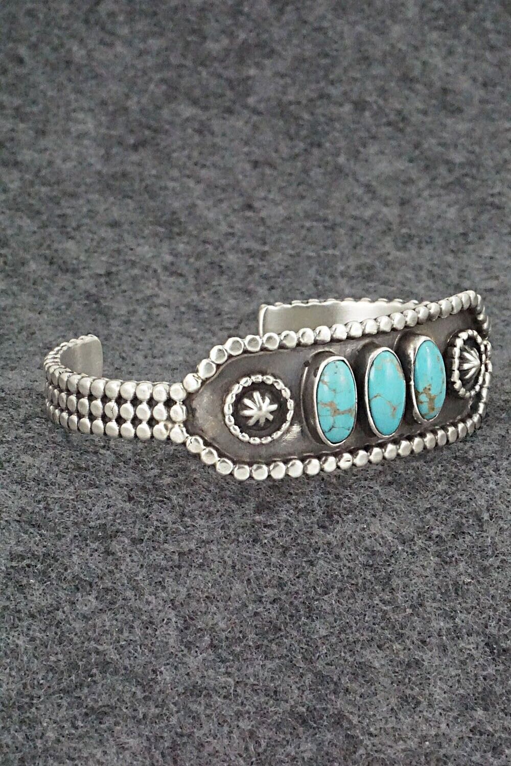 Turquoise & Sterling Silver Bracelet - Verley Betone