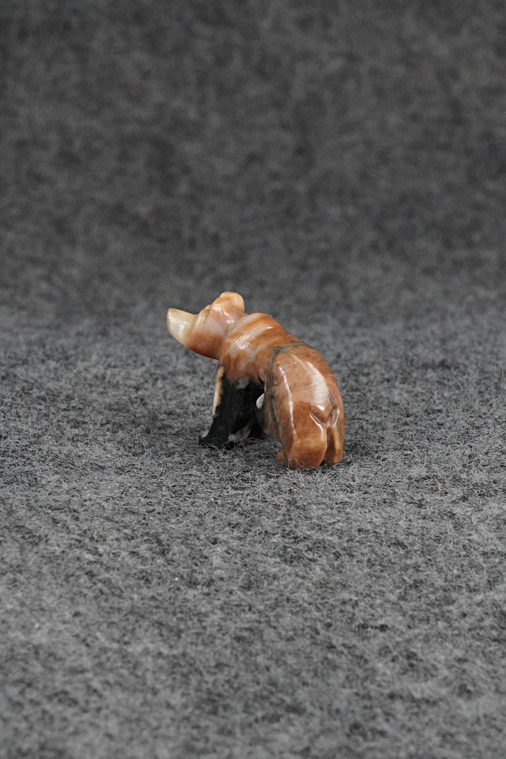 Bear Zuni Fetish Carving - Eugene Bowkety
