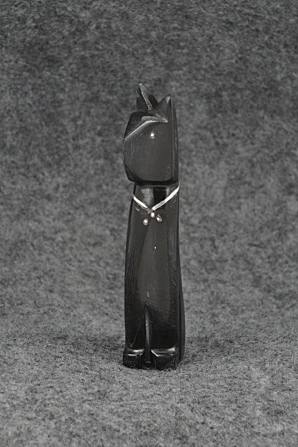 Cat Zuni Fetish Carving - Kenny Chavez