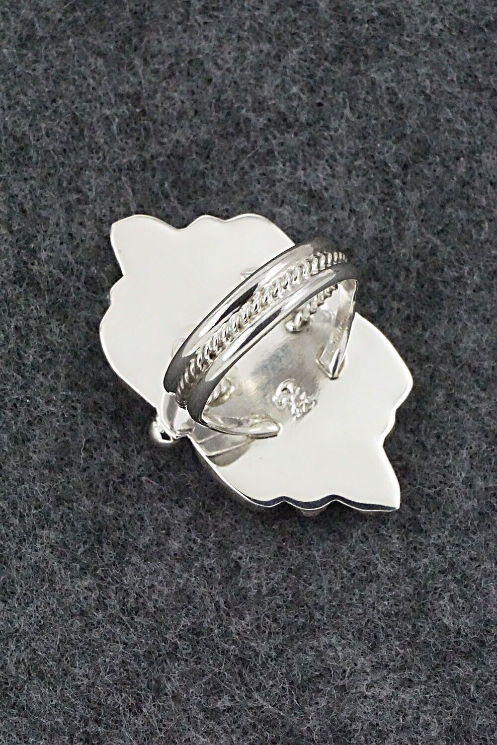 Spiny Oyster & Sterling Silver Ring - Roberta Begay - Size 7.25