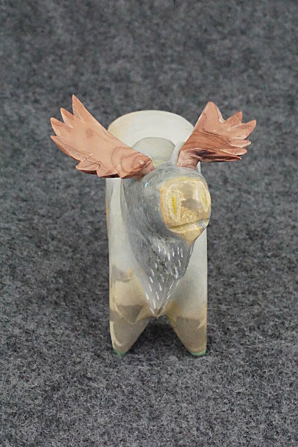 Moose Zuni Fetish Carving - Enrike Leekya