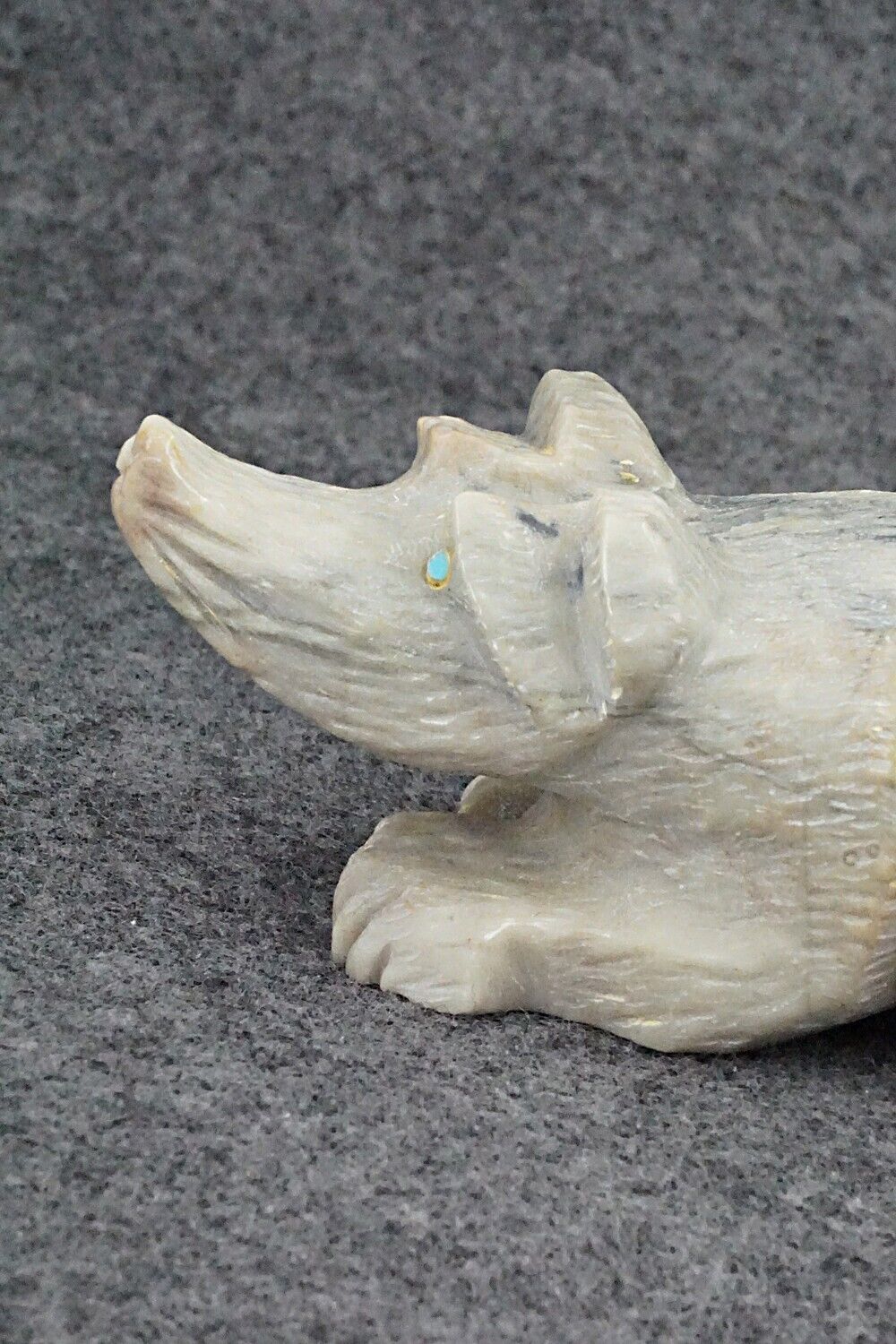 Wolf Zuni Fetish Carving - Tony Mackel