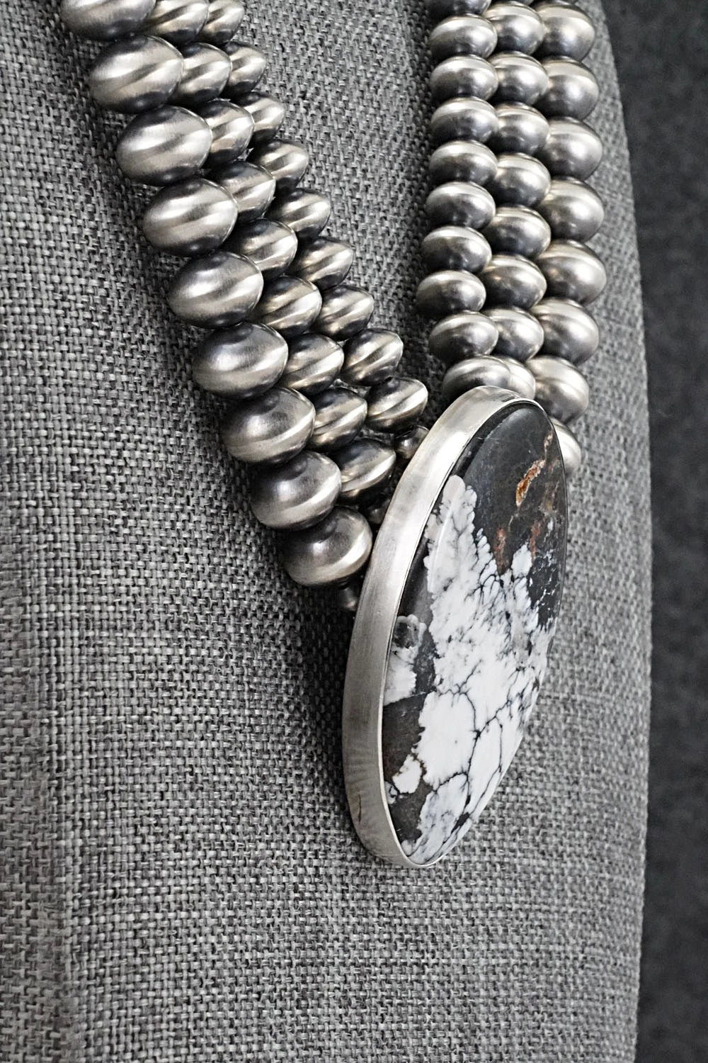 White Buffalo & Sterling Silver Navajo Pearl Necklace - Gruber & Halwood