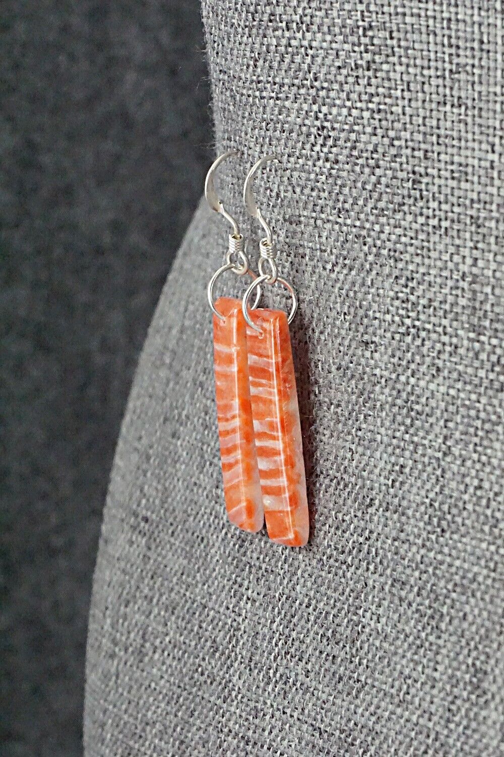 Spiny Oyster & Sterling Silver Earrings - Jesus Espino