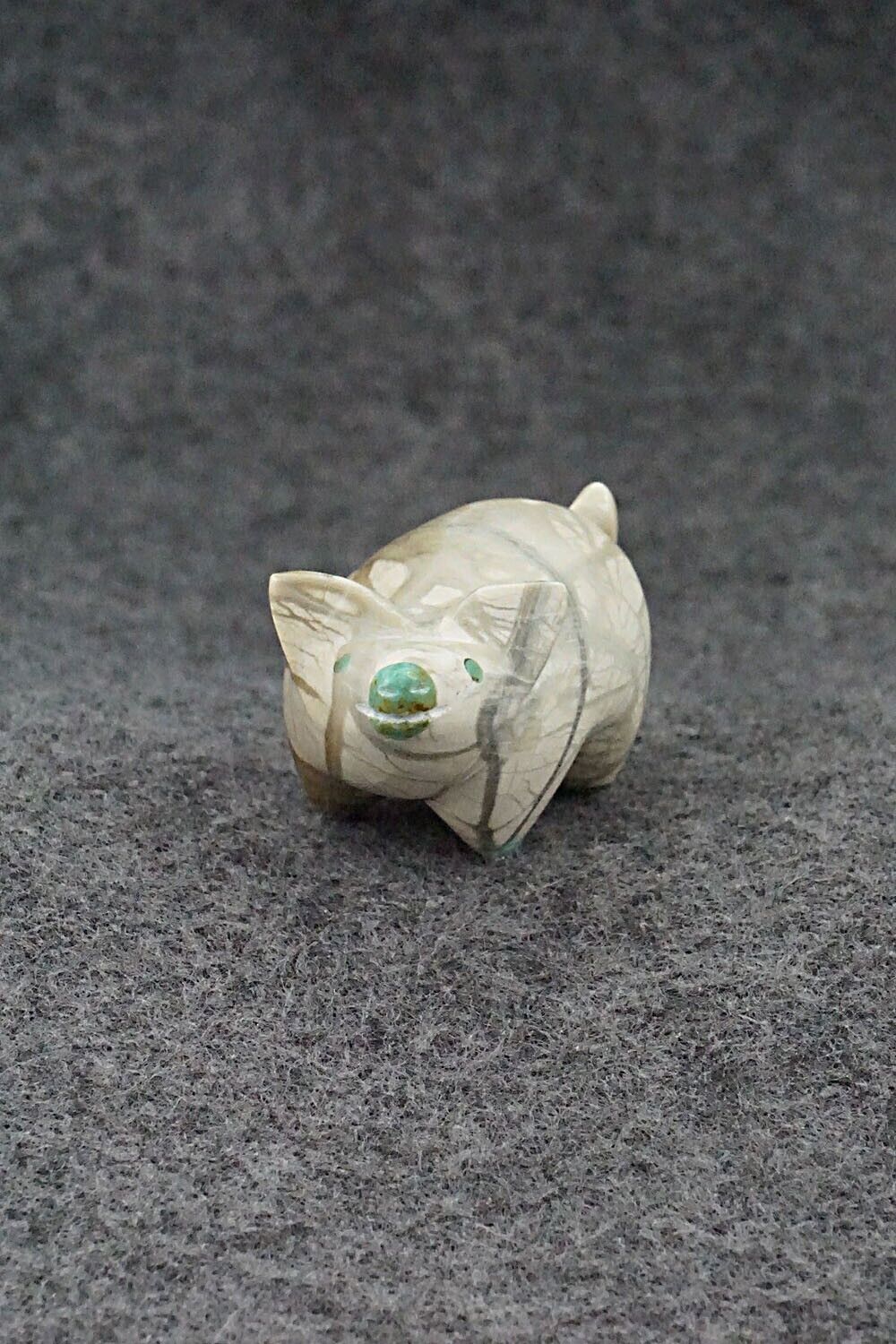 Pig Zuni Fetish Carving - Enrike Leekya