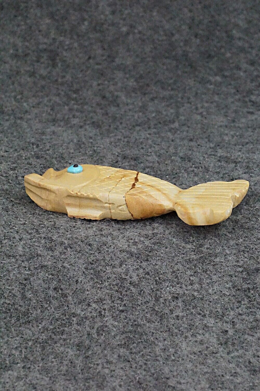 Fish Zuni Fetish Carving - Danette Laate